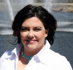 scarlett-at-work_fountain_dj