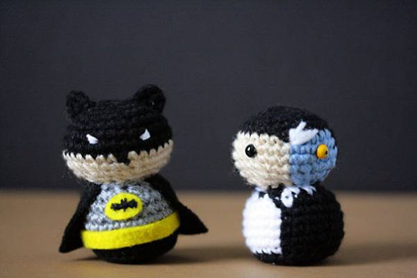 batman-crochet-pattern-doll