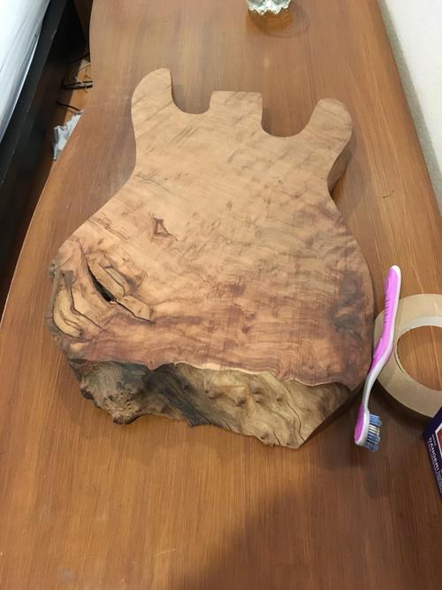 wood-guitar-2